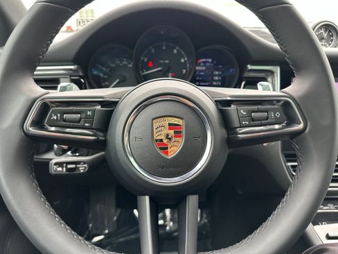 Certified 2026 Porsche Macan AWD/4WD image 26