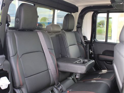 New 2026 Jeep Gladiator Rubicon AWD/4WD image 30