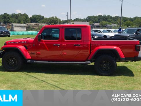 Used 2025 Jeep Gladiator Sport AWD/4WD image 10