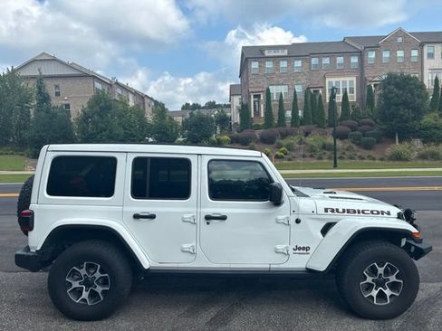 Used 2021 Jeep Wrangler Unlimited Rubicon AWD/4WD image 4