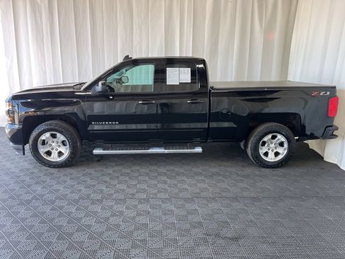 Used 2018 Chevrolet Silverado 1500 LT w/ All Star Edition AWD/4WD image 22
