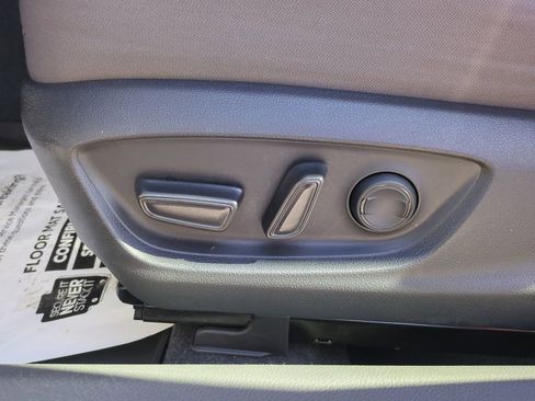 Used 2023 Toyota Camry LE image 27