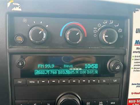 Used 2025 Chevrolet Express 2500 w/ Driver Convenience Package image 15