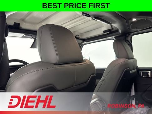 New 2026 Jeep Gladiator Mojave image 17