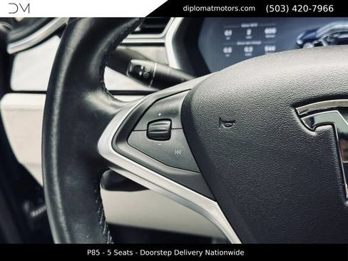 Used 2013 Tesla Model S Performance RWD image 30