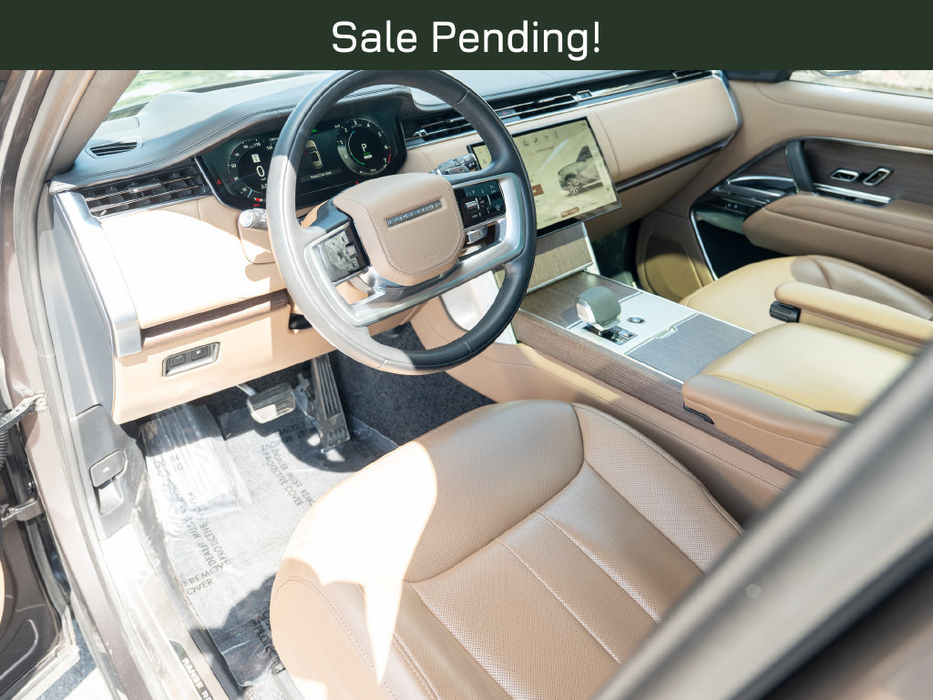 Certified 2025 Land Rover Range Rover SE AWD/4WD image 12