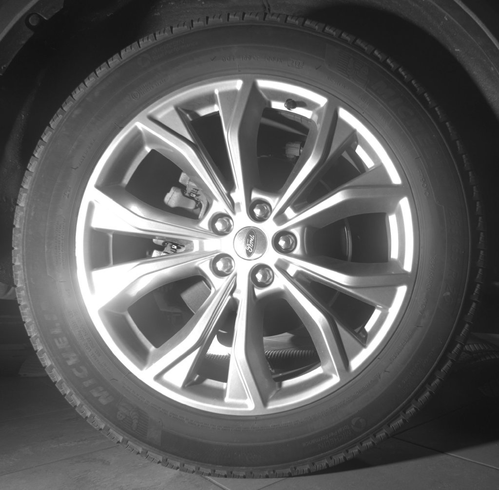 Used 2021 Ford Explorer Limited w/ Equipment Group 301A AWD/4WD image 12