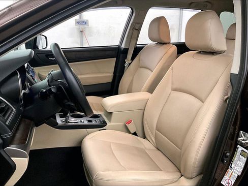 Used 2019 Subaru Outback 2.5i Limited image 24