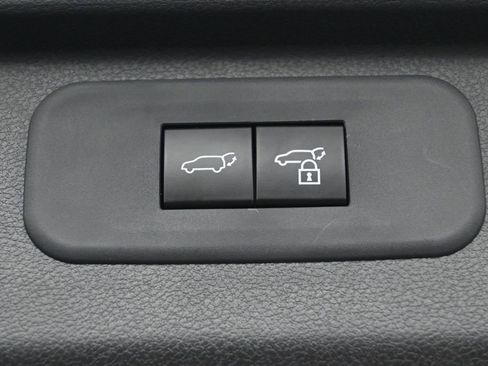 Certified 2025 Toyota Grand Highlander AWD image 35