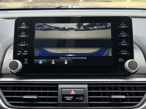 Used 2018 Honda Accord Sport image 15