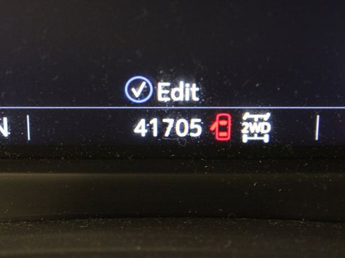 Certified 2022 Cadillac XT4 Premium Luxury w/ Enhanced Visibility Package image 42