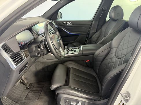 Used 2023 BMW X5 sDrive40i w/ Parking Assistance Package image 5