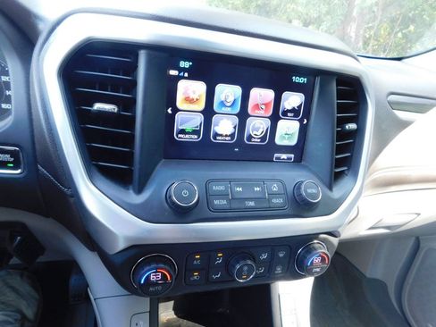 Used 2017 GMC Acadia SLT FWD image 5