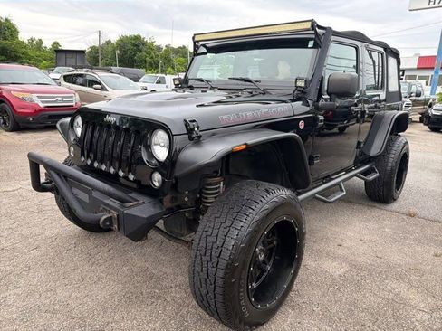 Used 2016 Jeep Wrangler Unlimited Rubicon AWD/4WD image 3