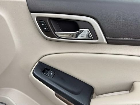 Used 2019 GMC Yukon Denali w/ Denali Ultimate Package RWD image 21