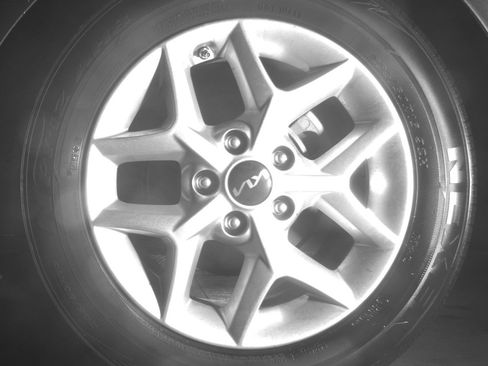 Used 2025 Kia Soul LX w/ LX Technology Package FWD image 21