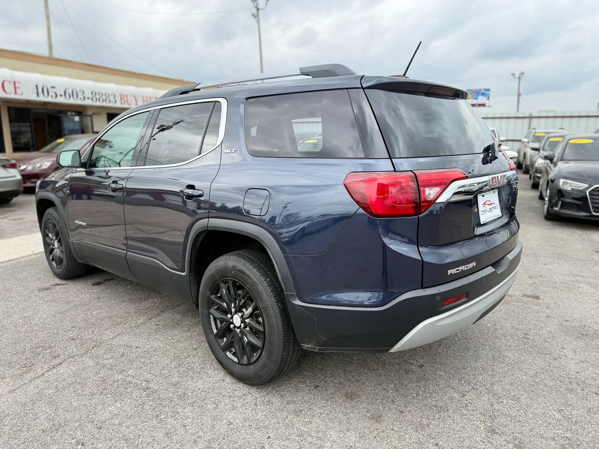 Used 2019 GMC Acadia SLT FWD image 12