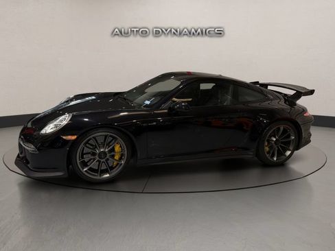 Used 2015 Porsche 911 GT3 RWD image 2