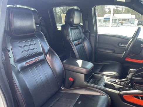 Used 2023 Nissan Frontier PRO-4X w/ Pro-4X Premium Package image 14