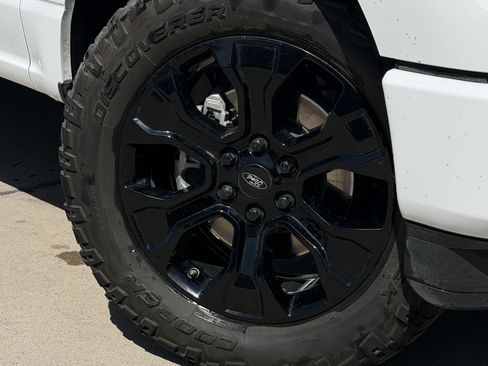 Used 2022 Ford F150 XL w/ STX Black Appearance Package AWD/4WD image 9