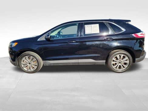 Used 2024 Ford Edge Titanium image 5