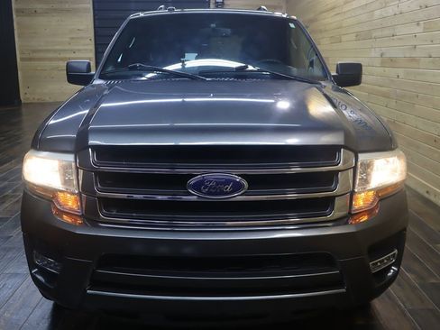 Used 2016 Ford Expedition EL XLT w/ Equipment Group 202A image 7