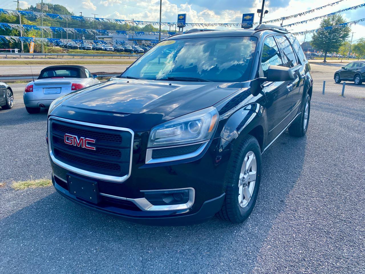 Used 2016 GMC Acadia SLE FWD image 3