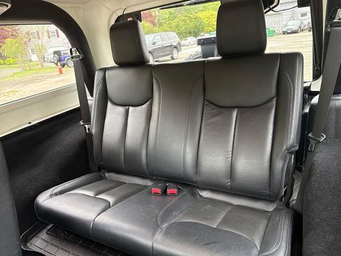 Used 2017 Jeep Wrangler Sahara AWD/4WD image 20