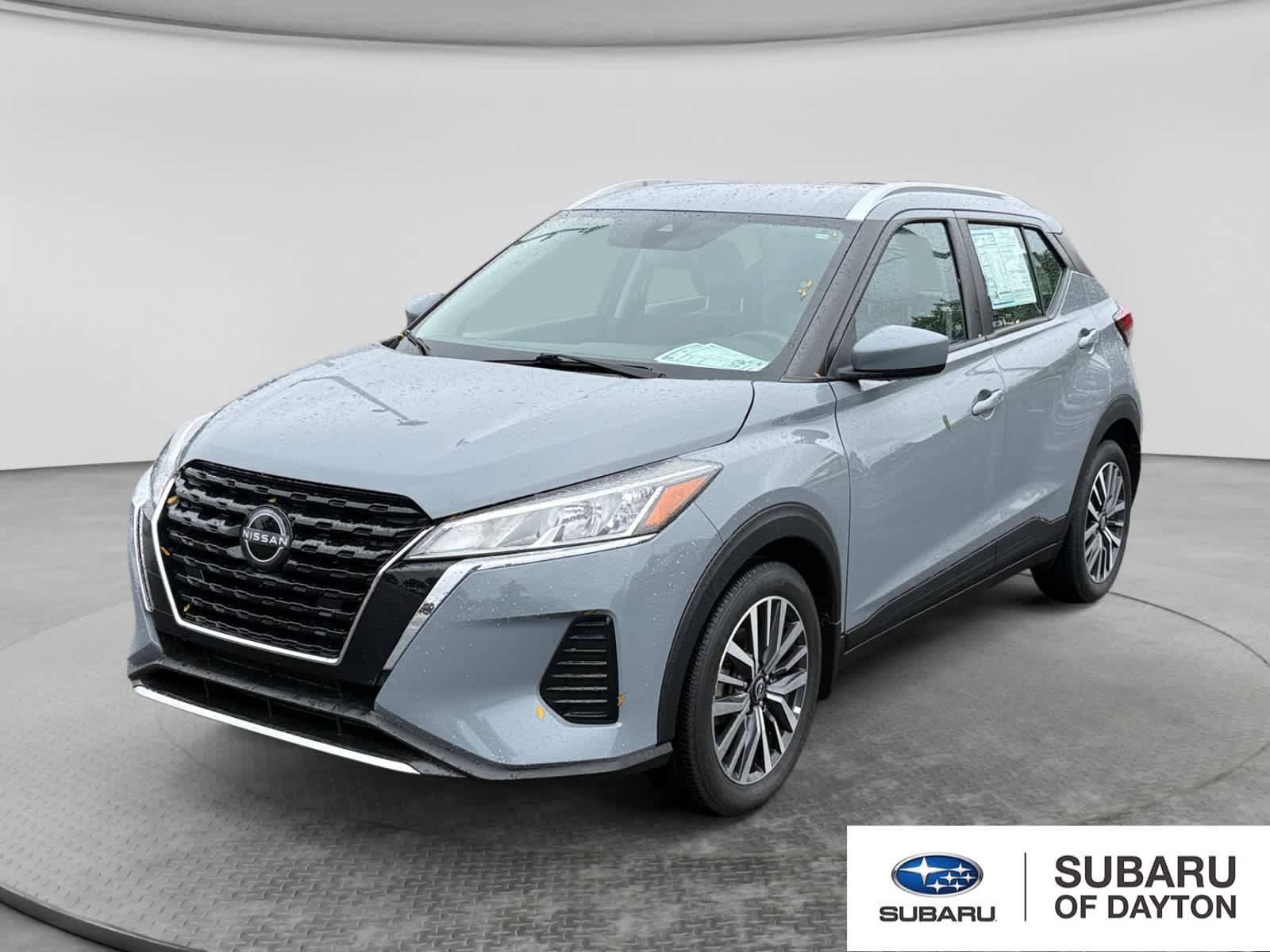 Used 2023 Nissan Kicks SV FWD image 1