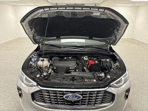 Used 2024 Ford Escape Platinum image 16