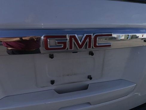 Used 2016 GMC Yukon Denali w/ Open Road Package AWD/4WD image 21