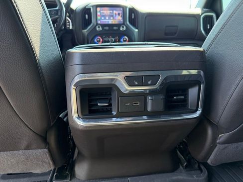 Used 2022 GMC Sierra 3500 Denali w/ Denali Ultimate Package AWD/4WD image 25