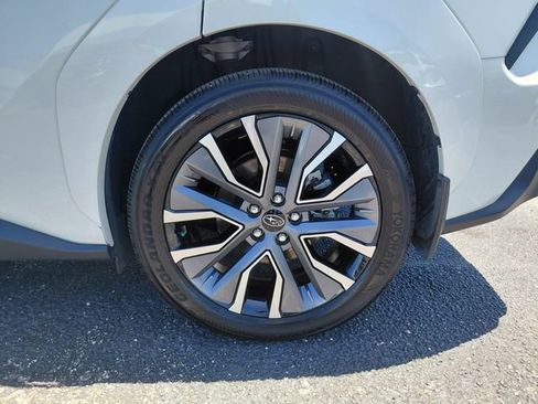 Used 2026 Subaru Solterra AWD/4WD image 9