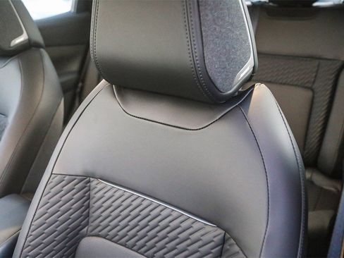 New 2026 Nissan Leaf Platinum+ image 24