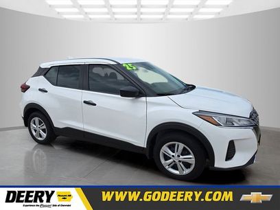 Used 2025 Nissan Kicks Play S