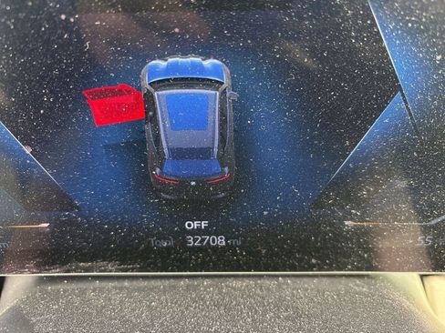 Used 2023 BMW iX xDrive50 w/ Premium Package image 12