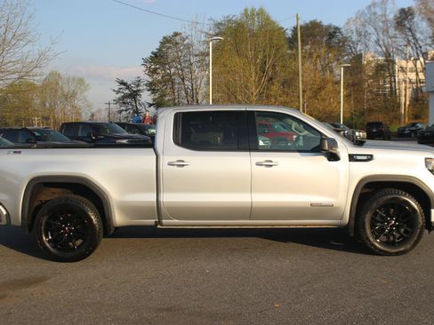 Used 2022 GMC Sierra 1500 Elevation w/ Preferred Package AWD/4WD image 8