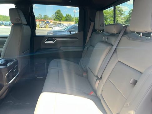 New 2026 Chevrolet Silverado 1500 LTZ w/ LTZ Premium Package AWD/4WD image 9