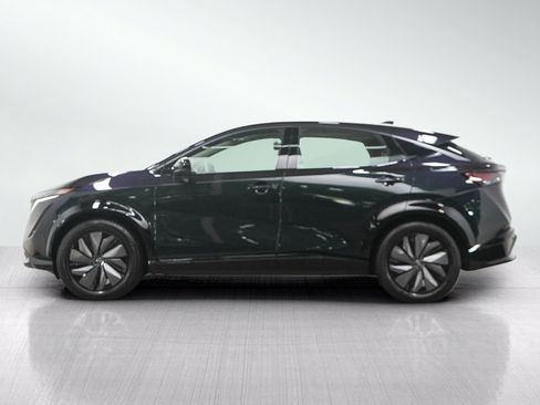 Used 2024 Nissan Ariya AWD image 2