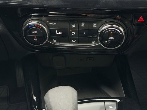 New 2026 Chevrolet Trax RS w/ Sunroof Package FWD image 15