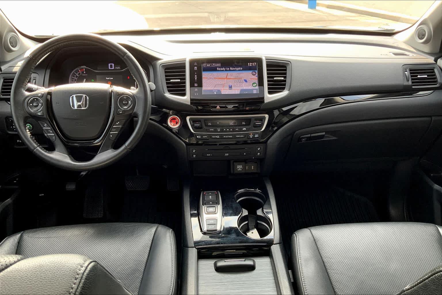 Used 2017 Honda Pilot Elite image 15