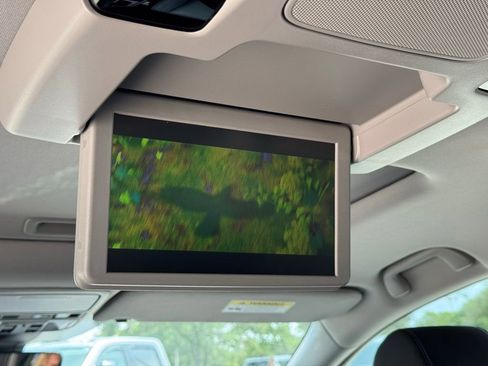 Used 2023 Honda Odyssey Touring image 23