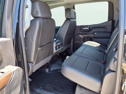 Used 2021 GMC Sierra 1500 SLT AWD/4WD image 23