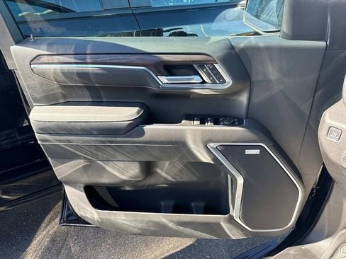 New 2026 GMC Sierra 1500 SLT w/ SLT Convenience Package image 21