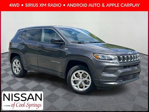 Used 2024 Jeep Compass Sport AWD/4WD image 1