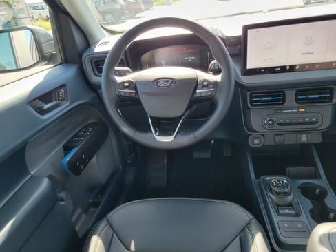 New 2025 Ford Maverick Lobo image 14