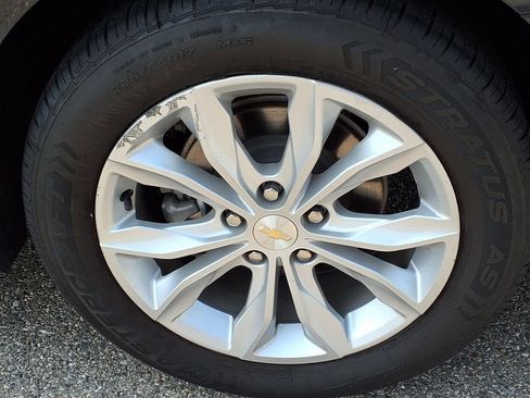 Used 2023 Chevrolet Malibu LT FWD image 8