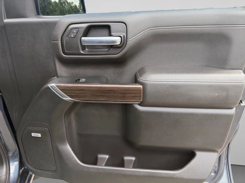 Used 2021 Chevrolet Silverado 1500 LT Trail Boss w/ Convenience Package II AWD/4WD image 31