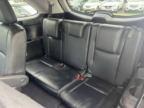 Used 2018 Toyota Highlander XLE AWD/4WD image 21
