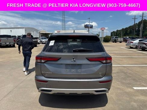 Used 2022 Mitsubishi Outlander SEL Black Edition FWD image 7